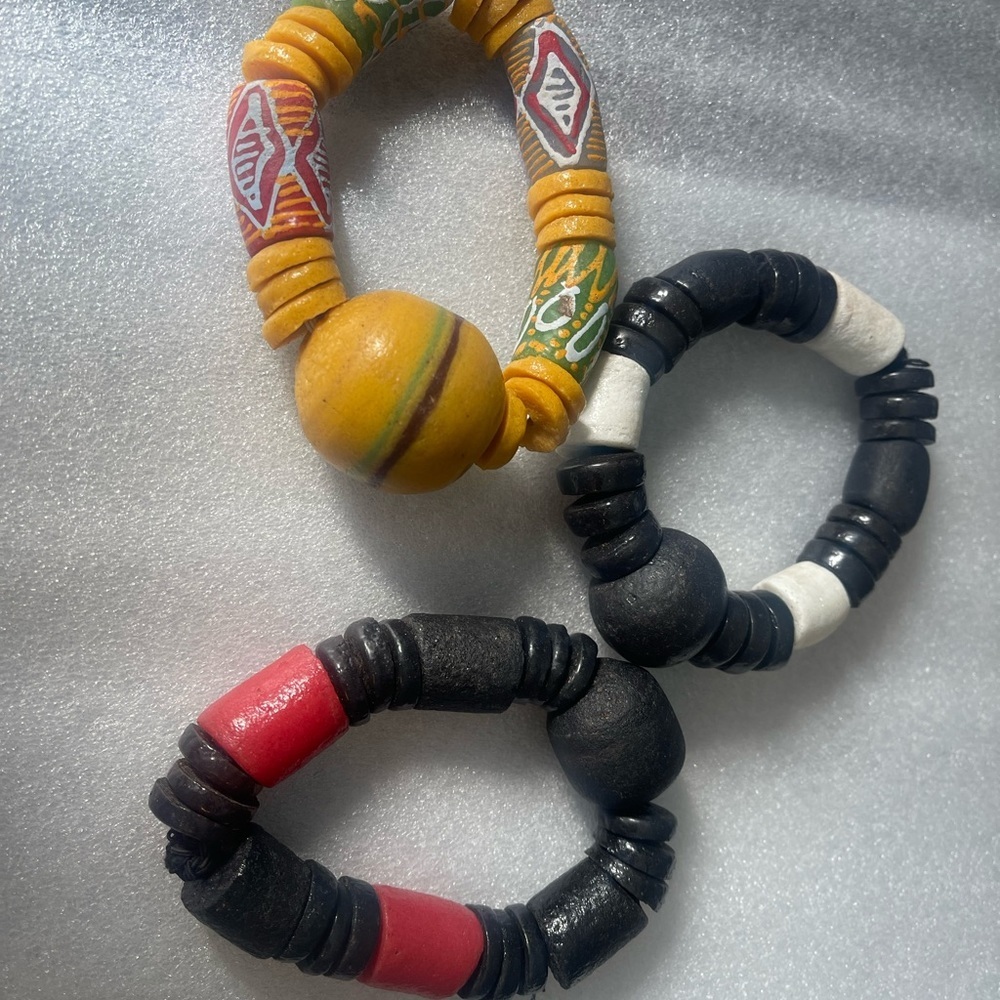 Men’s Beaded Bracelet - Picture 5 of 7